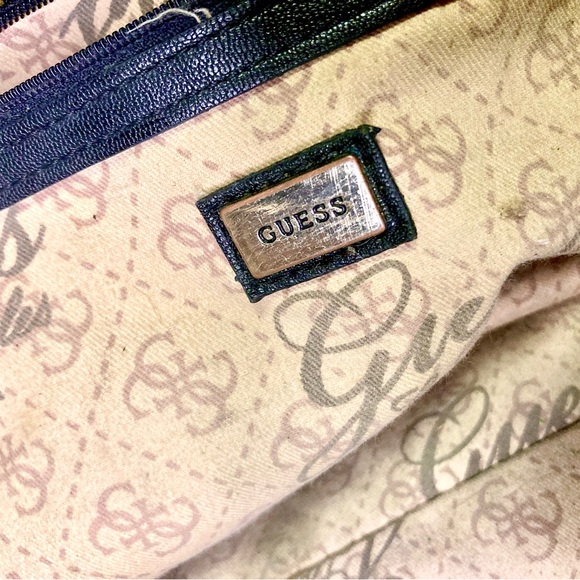Black Guess Purse - Picture 3 of 6